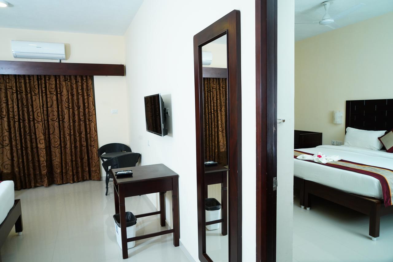 Five Falls Resort Kuttālam Exterior photo