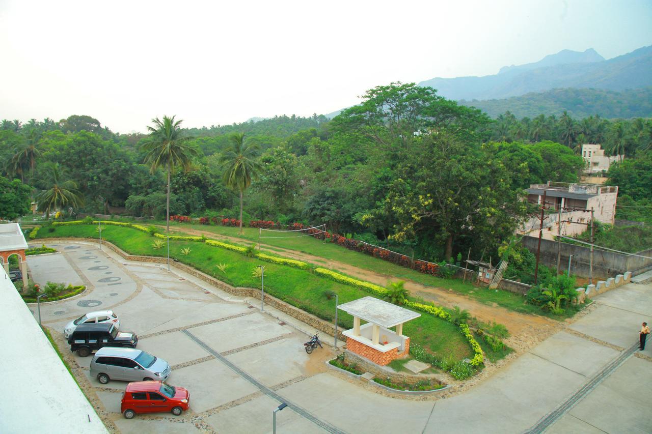 Five Falls Resort Kuttalam  Exterior photo