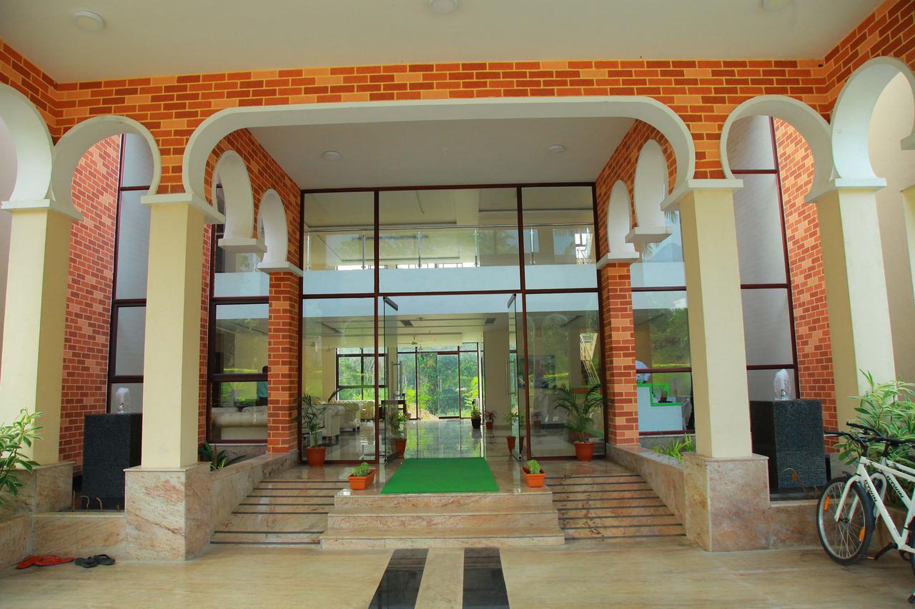 Five Falls Resort Kuttalam  Exterior photo