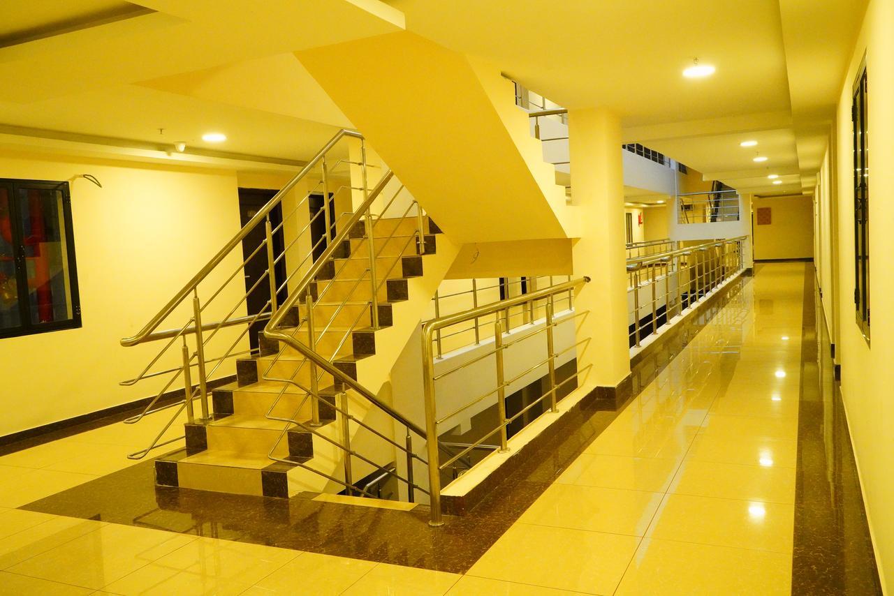 Five Falls Resort Kuttālam Exterior photo