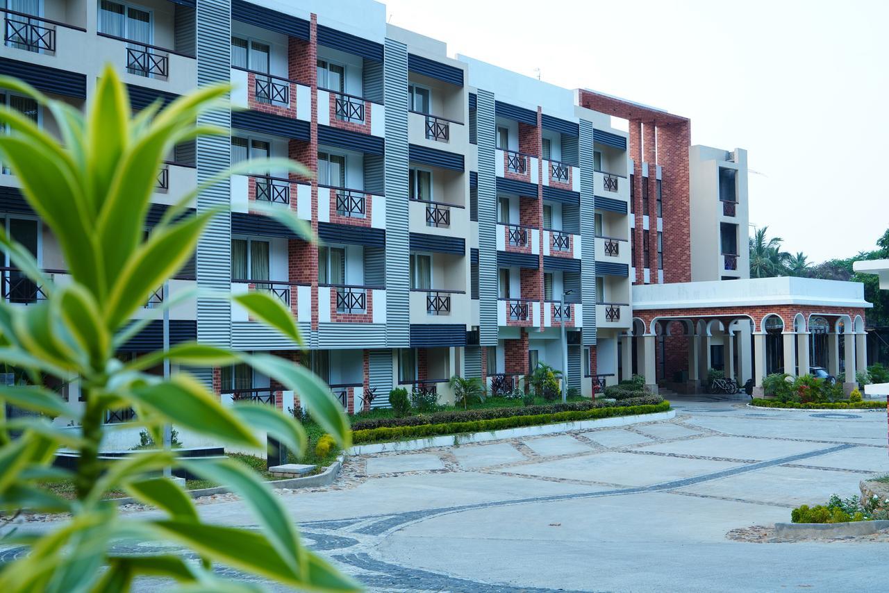 Five Falls Resort Kuttālam Exterior photo